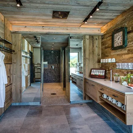 Post Superior 莱尔莫斯