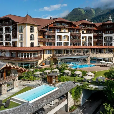 Hotel Post 4*