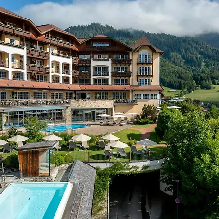 Post Superior Ξενοδοχείο 4*