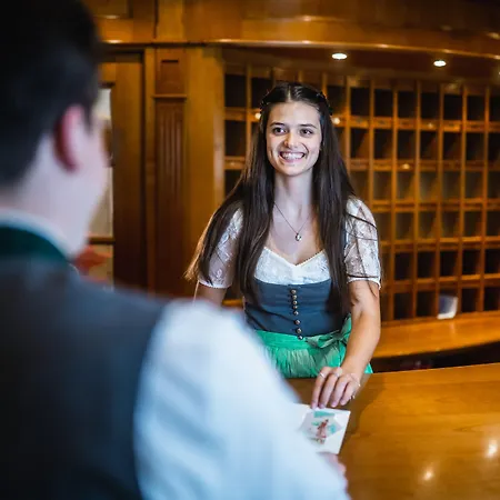 Ξενοδοχείο Post Superior