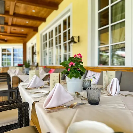 Post Superior 酒店 4*