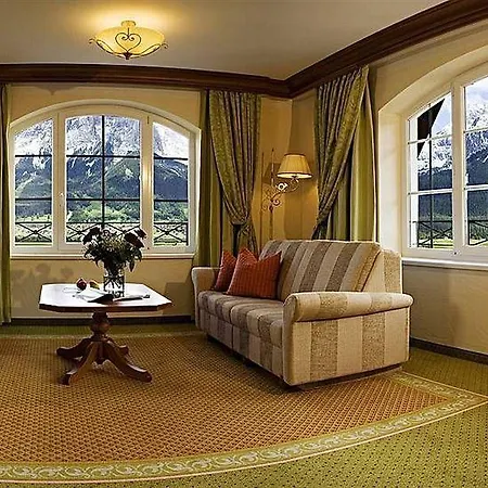 Post Hotel 4*