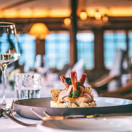 Post Superior 호텔 4*