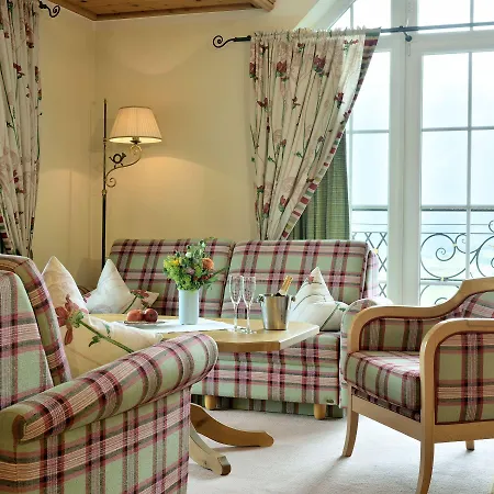 Post Superior 4* 레르모스