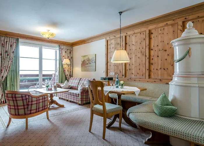 Hotel Post Superior 4*