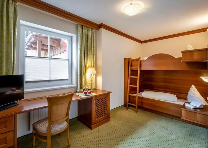 Post Superior Lermoos